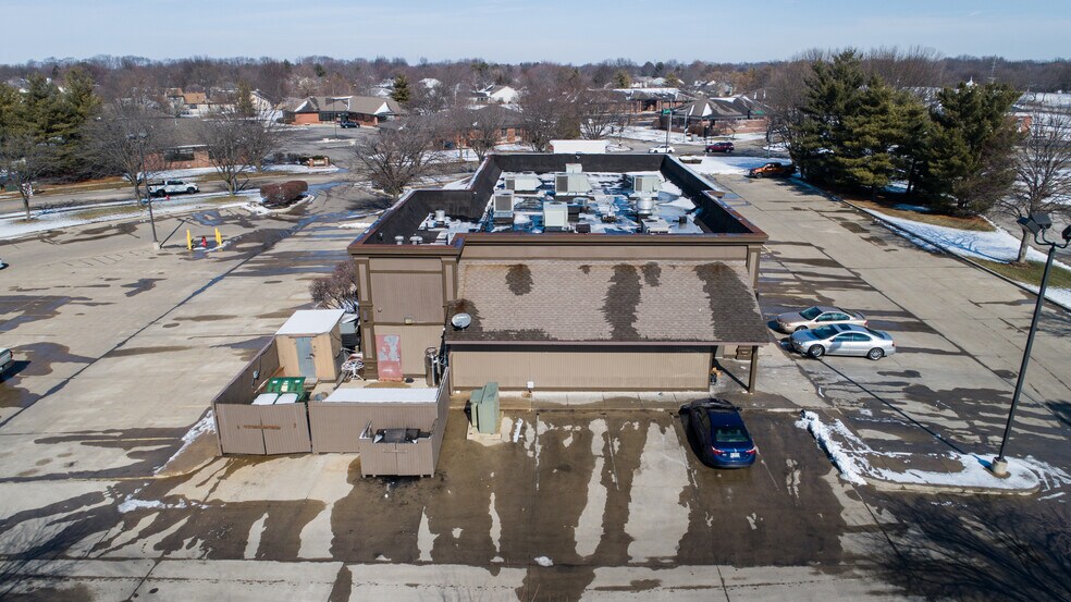 More Photos Of 2100 W White Oaks Dr, Springfield Restaurant For Sale