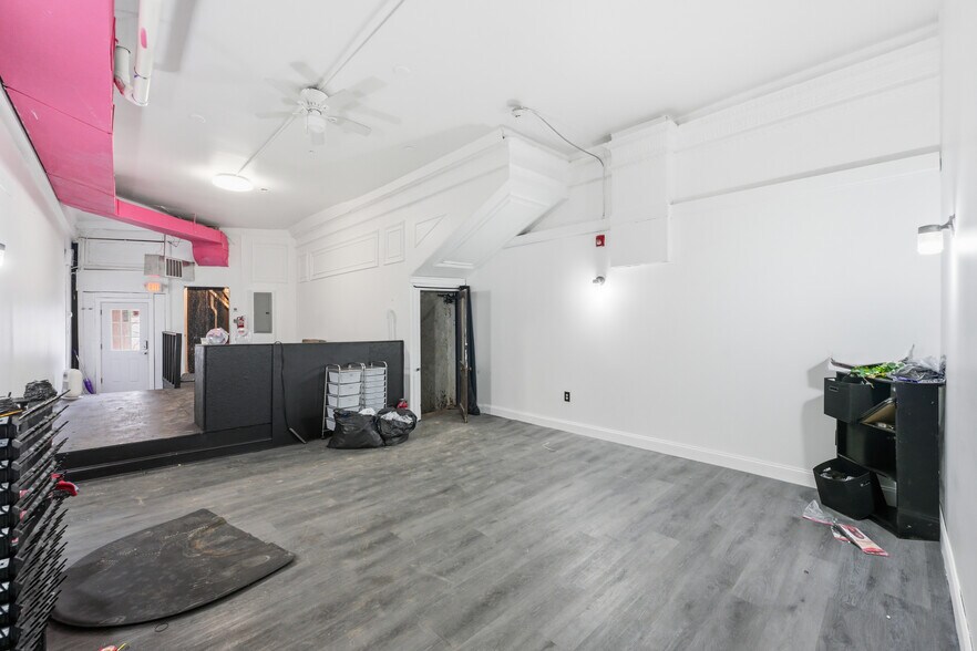 More Photos Of 522 Market st, Chester General Retail For Lease