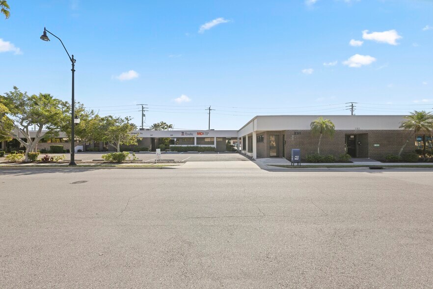 More Photos Of 227-233 Nokomis Ave, Venice Office For Sale