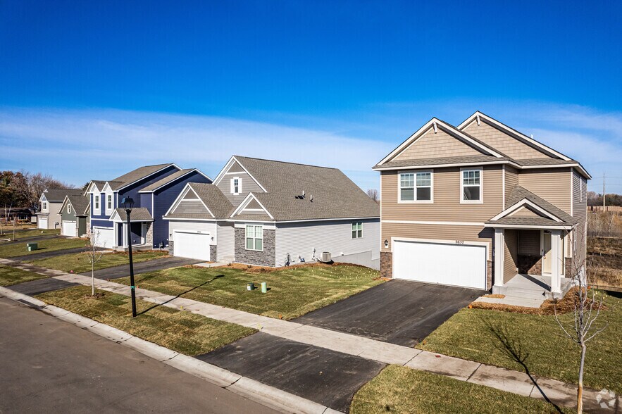 More Photos Of 9713 95th Pl, Maple Grove Apartments For Sale