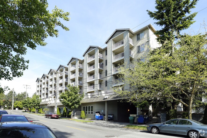 More Photos Of 1100 N 115th St, Seattle Apartments For Lease