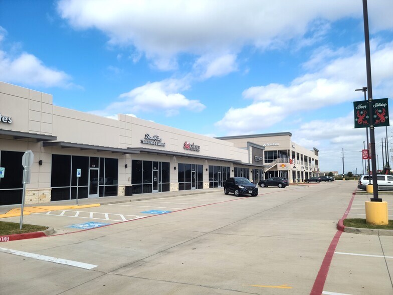 More Photos Of 1215 Grand West Blvd, Katy General Retail For Lease