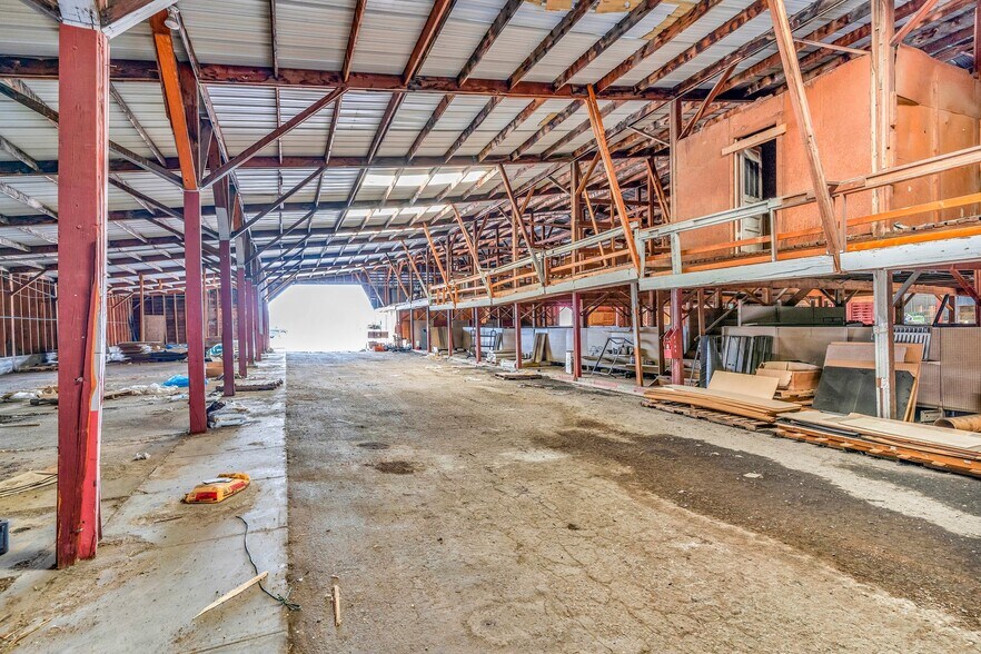 More Photos Of 1630 E Main St, Canon City General Retail For Sale