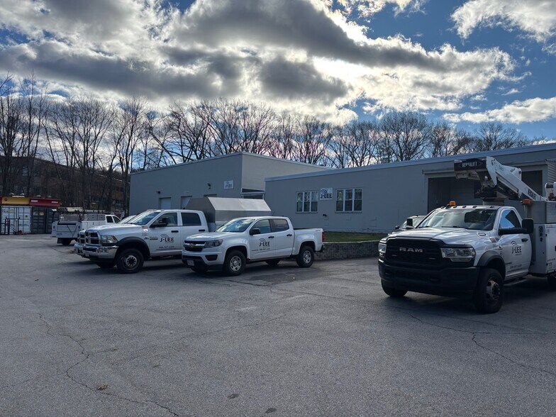 More Photos Of 420 Northboro Rd, Marlborough Light Manufacturing For Sale