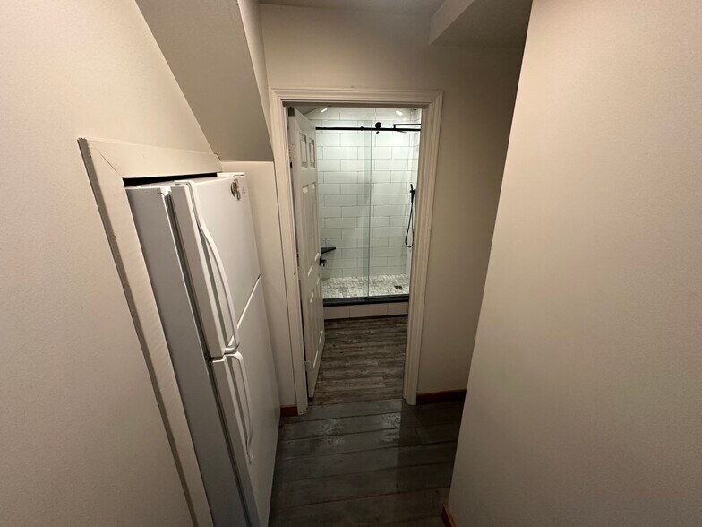 More Photos Of 430 Carolina Way, Highlands Flex For Sale