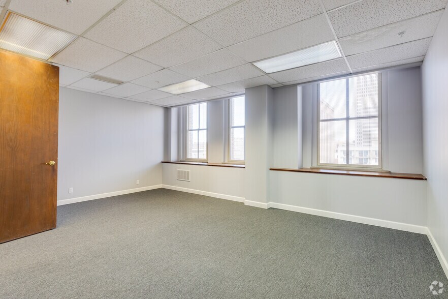 More Photos Of 624 S Boston Ave, Tulsa Coworking Space