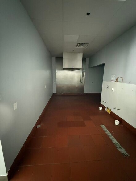 More Photos Of 1878 Mt Zion Rd, Morrow Unknown For Lease