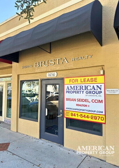 Primary Photo Of 1656 Main St, Sarasota Storefront Retail Office For Lease