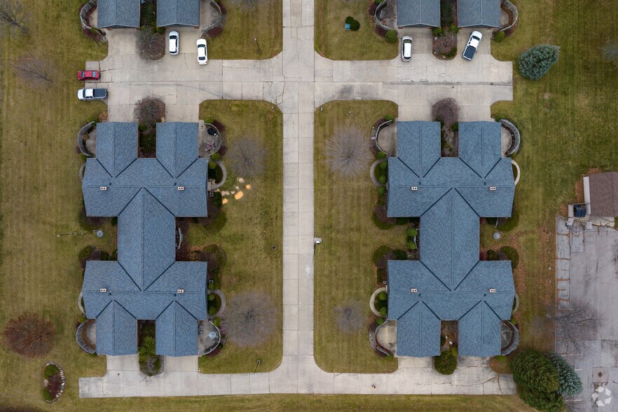 More Photos Of 1565 N Hickory Rd, Owosso Apartments For Sale