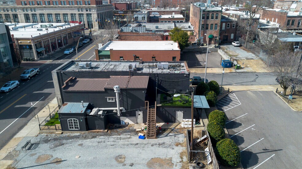 More Photos Of 124 E G.E. Patterson Ave, Memphis Restaurant For Sale