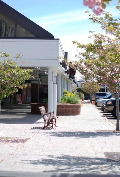 More Photos Of 1600 Falmouth Rd, Centerville General Retail For Lease