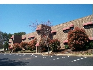More Photos Of 201 Beacon Pky W, Birmingham Office Residential For Lease