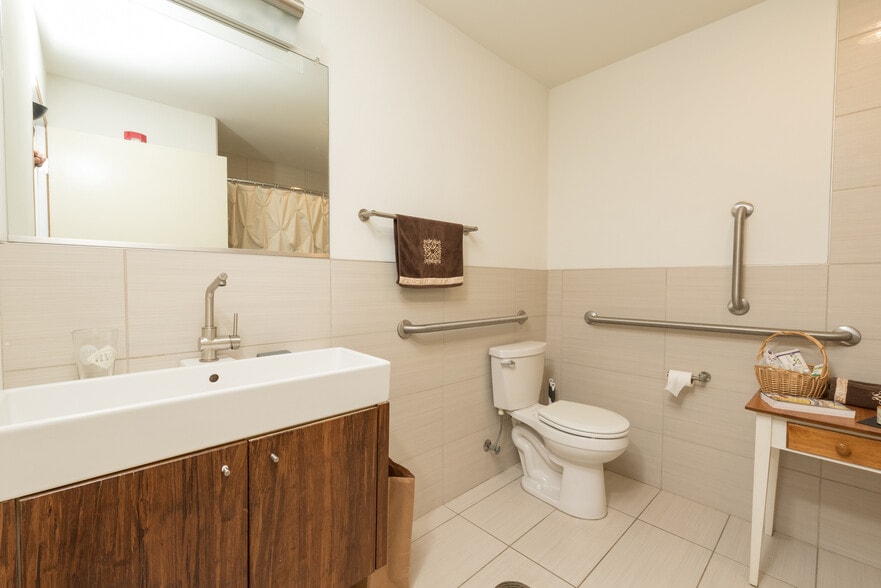 More Photos Of 412 N 3rd St, Richmond Apartments For Sale