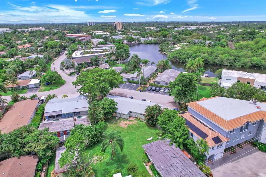 More Photos Of 1100 NE 18th Ct, Fort Lauderdale Apartments For Sale