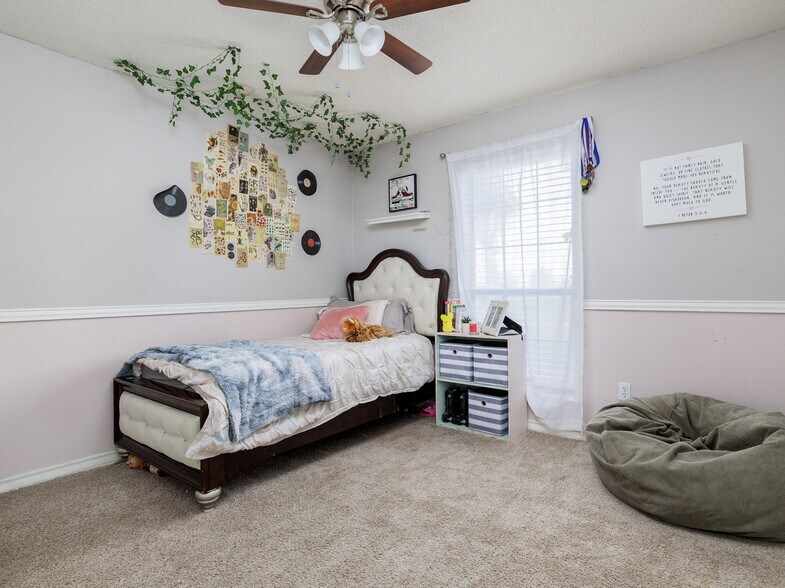 More Photos Of 11001 S State Highway 95, Taylor Land For Sale