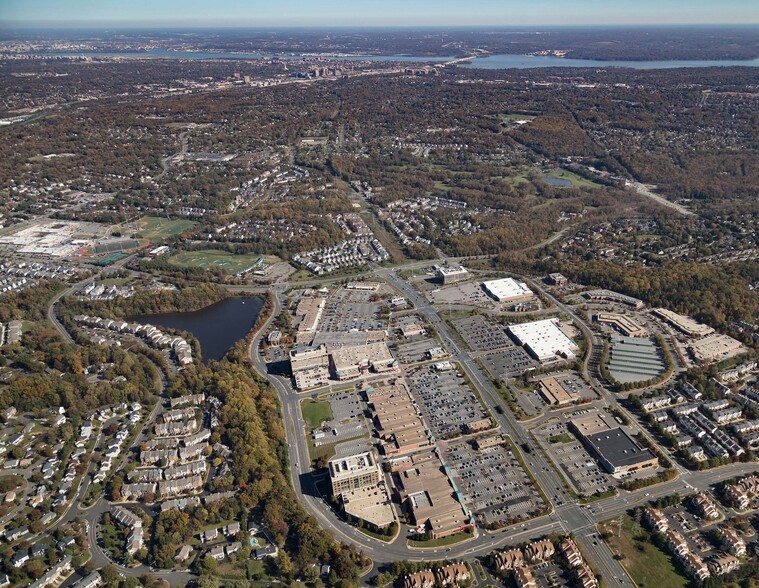 More Photos Of 5519 Franconia Rd, Alexandria Bank For Sale