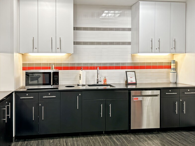 More Photos Of 128 Millport Cir, Greenville Coworking Space