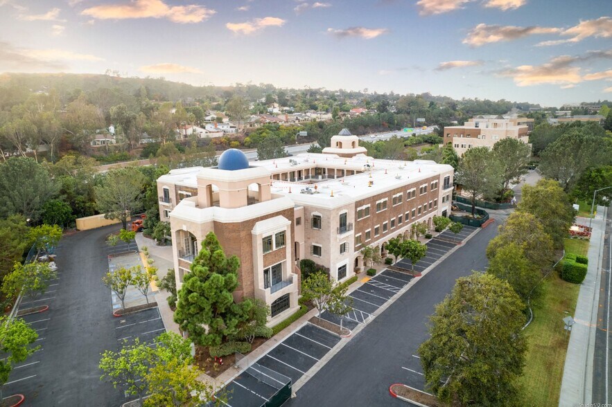 Primary Photo Of 12250 El Camino Real, San Diego Research And Development For Lease