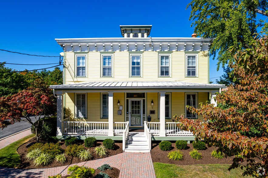 More Photos Of 26 S Maple Ave, Marlton Office For Lease