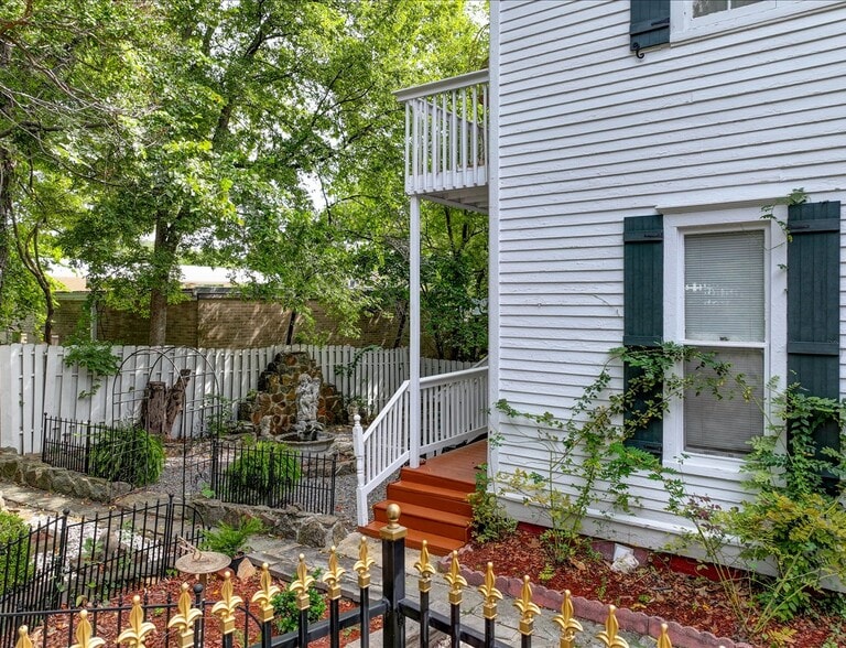 More Photos Of 318 Quapaw Ave, Hot Springs Hospitality For Sale