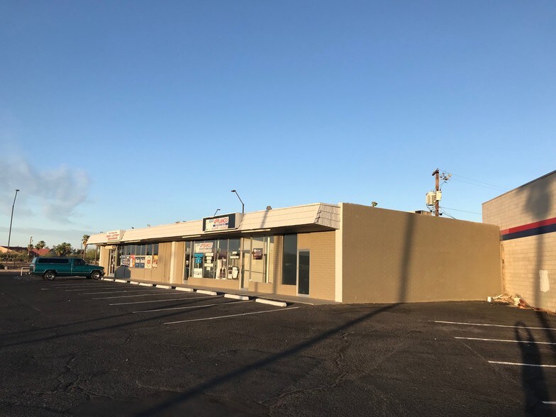More Photos Of 8385 W Grand Ave, Peoria General Retail For Lease