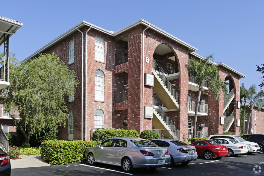More Photos Of 501 Goodlette Rd N, Naples Medical For Sale