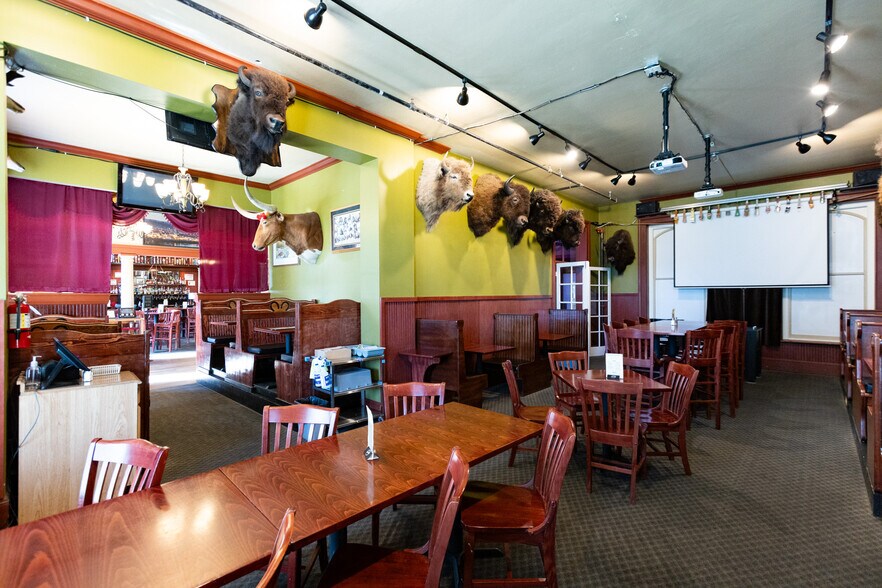 More Photos Of 311 Union St, The Dalles Restaurant For Sale
