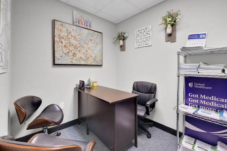 More Photos Of 624 Goodwin St, Jacksonville Office For Sale