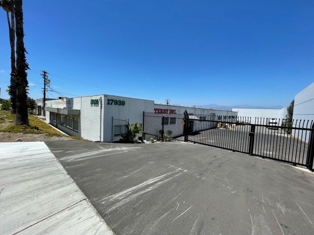 More Photos Of 17939 E Rowland St, City of Industry Manufacturing For Sale