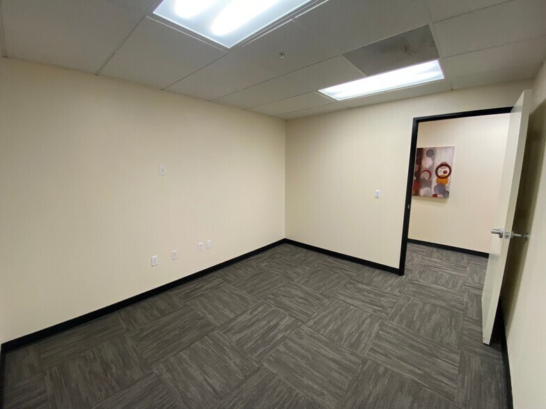 More Photos Of 3186 Vista Way, Oceanside Office For Sale