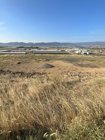 More Photos Of 501 Urban Industrial Way, East Wenatchee Land For Sale