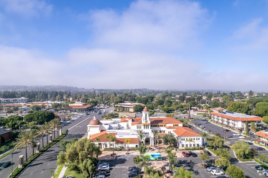 More Photos Of 24031-24035 El Toro Rd, Laguna Hills Office For Lease