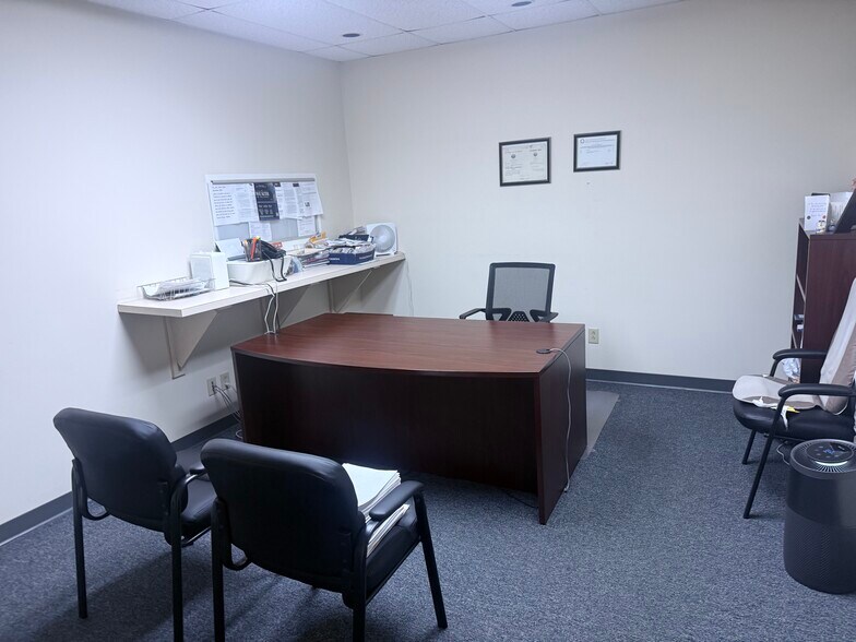 More Photos Of 63 Shaker Rd, Albany Medical For Sale