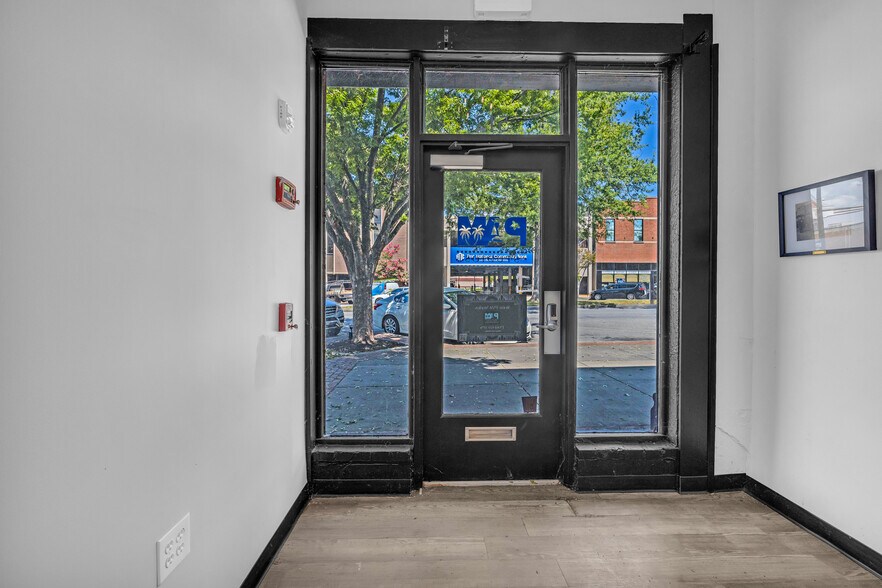 More Photos Of 510-512 Broad St, Rome Office For Lease