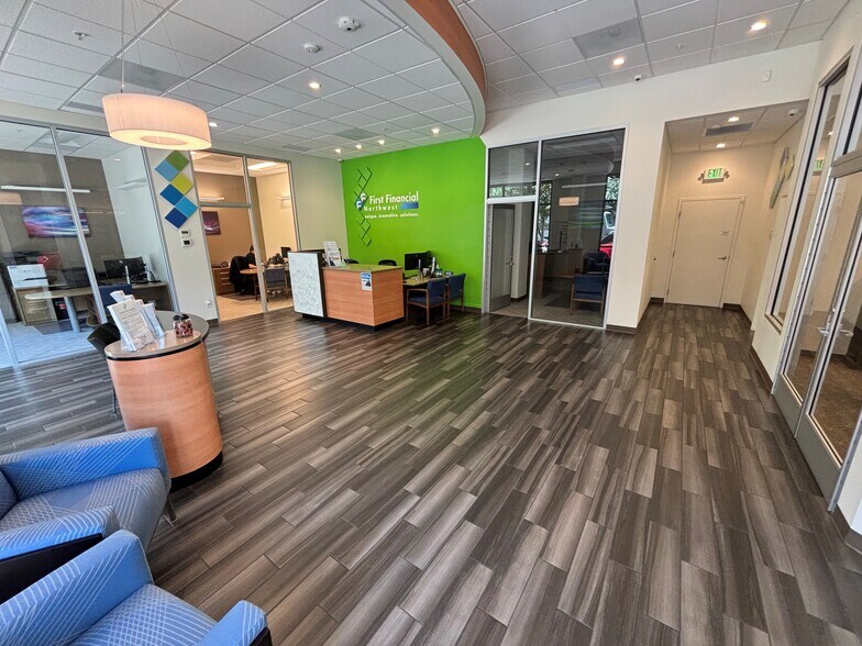 More Photos Of 9924 NE 185th St, Bothell Multifamily For Sale