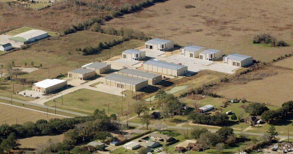 More Photos Of 16709 Telge Rd, Cypress Warehouse For Lease