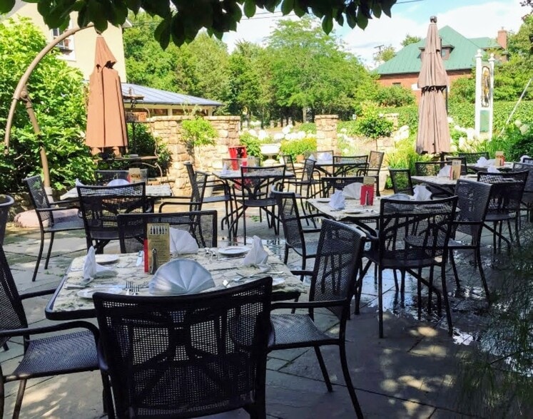 More Photos Of 4244 Loudoun Ave, The Plains Restaurant For Sale