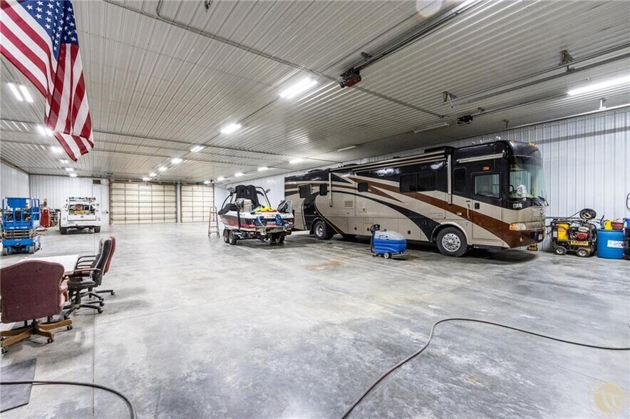 More Photos Of 225 5th St E, Hardin Industrial For Sale