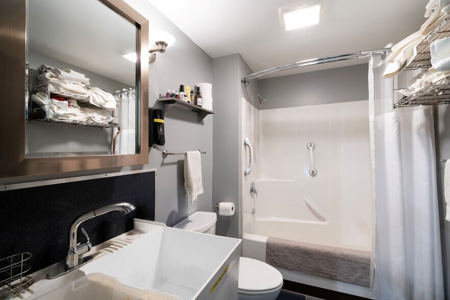 More Photos Of 440 Ice Center Ln, Bozeman Apartments For Sale