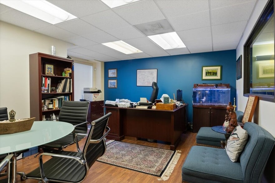 More Photos Of 2320 Cotner Ave, Los Angeles Loft Creative Space For Sale