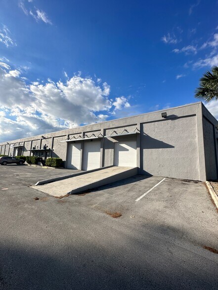 More Photos Of 7441-7571 NW 78th St, Medley Warehouse For Lease