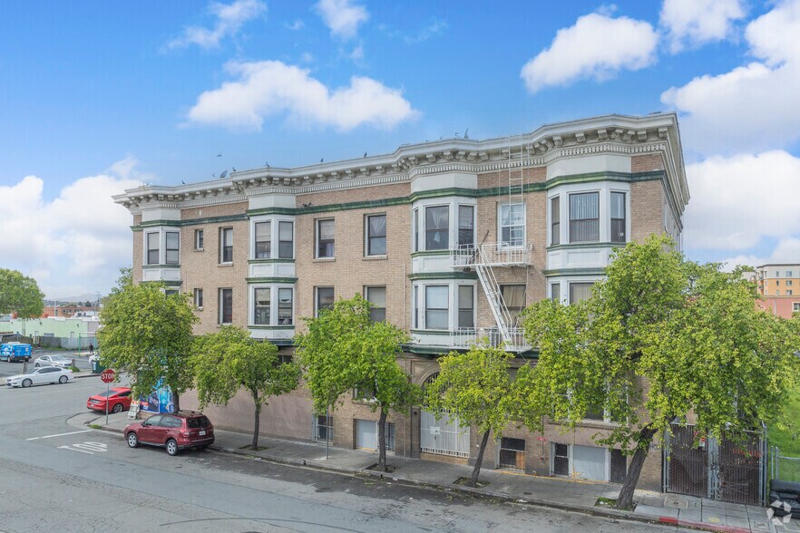 More Photos Of 315 25th St, Richmond Apartments For Sale