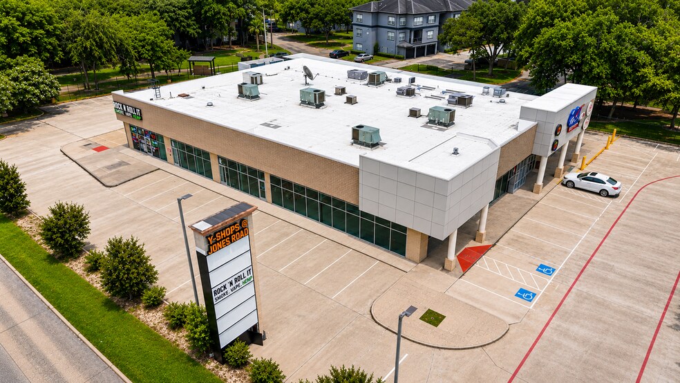 More Photos Of 11220 Louetta Rd, Houston Storefront For Lease