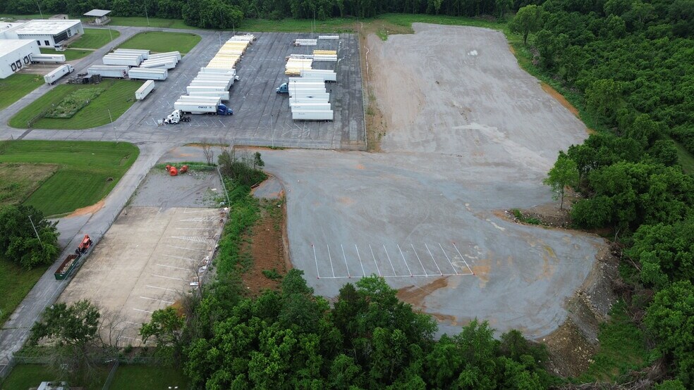 More Photos Of 981 Industrial Park Rd, Columbia Land For Lease