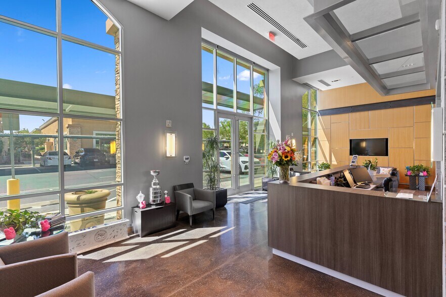 More Photos Of 181 E Warm Springs Rd, Las Vegas Office For Lease