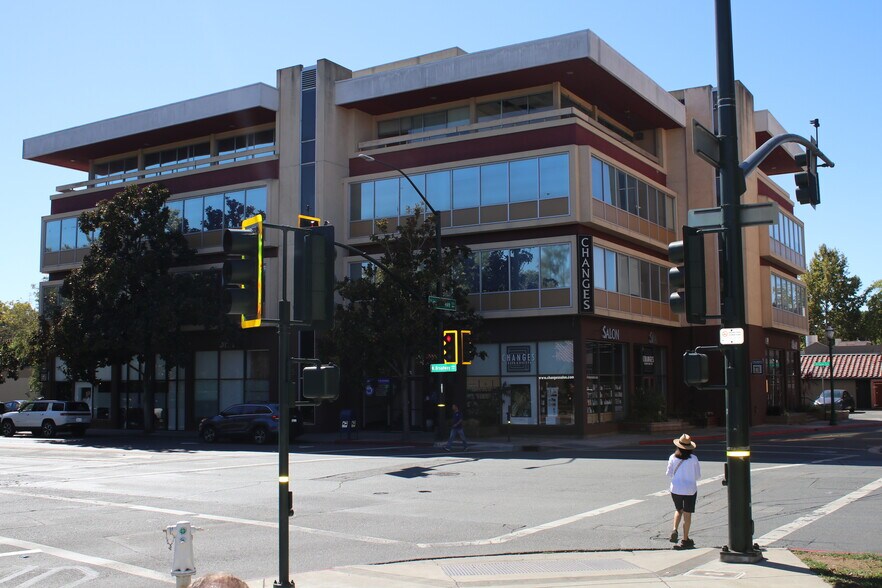 More Photos Of 1475 N Broadway, Walnut Creek Office For Lease