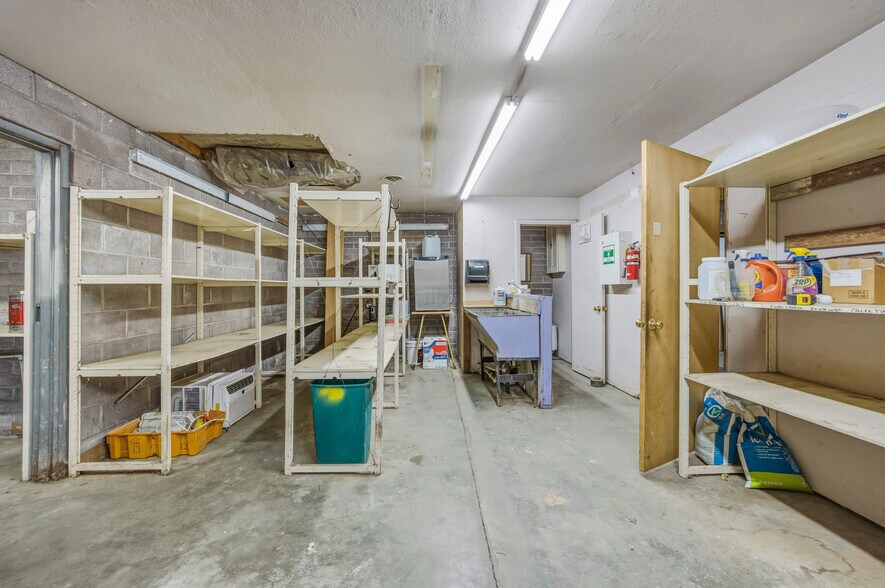 More Photos Of 391 Wine Country Rd, Prosser Freestanding For Sale