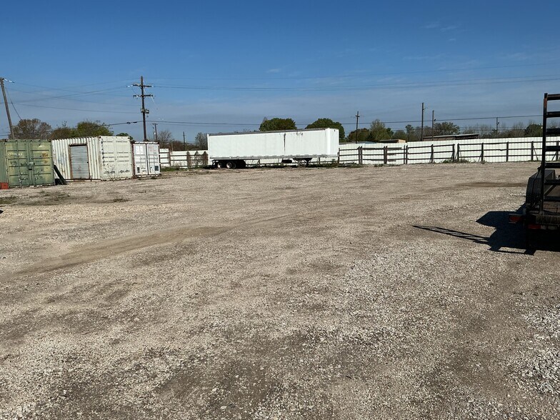 More Photos Of 3021 Hwy 190 W, Port Allen Land For Lease