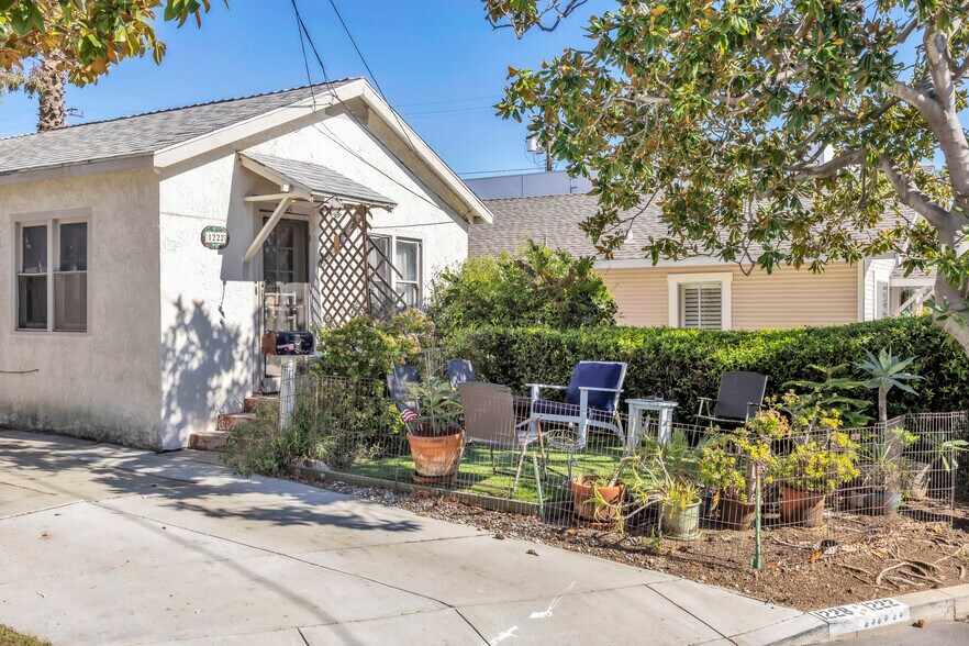 More Photos Of 1222 Corona St, Hermosa Beach Apartments For Sale