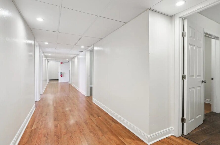 More Photos Of 134 N Broad St, New Orleans Office For Lease
